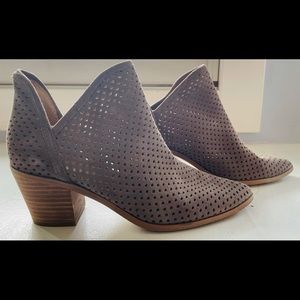 Lucky Brand women’s size 7.5 bootie